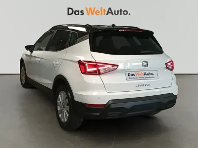 Usado Seat Arona Style 115 CV (84 kW) 2025 Blanco SUV