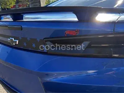 Usado Chevrolet Camaro 432 CV (317 kW) 2015 Azul Coupe
