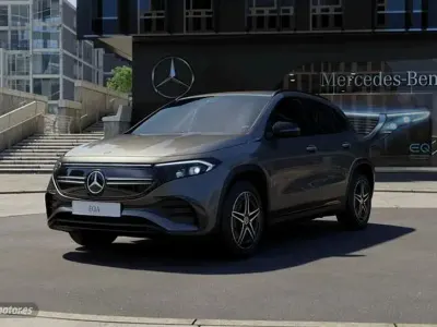 Usado Mercedes EQA250 AMG line 139 kW (190 CV) 2022 Gris SUV