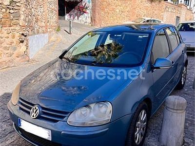 Usado VW Golf IV Trendline 115 CV (84 kW) 2006 Azul Berlina