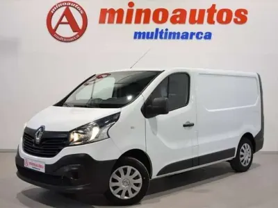 Usado Renault Trafic 95 CV (69 kW) 2017 Blanco Monovolumen
