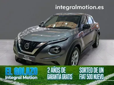 Usado Nissan Juke N-Connecta 114 CV (83 kW) 2022 Gris SUV