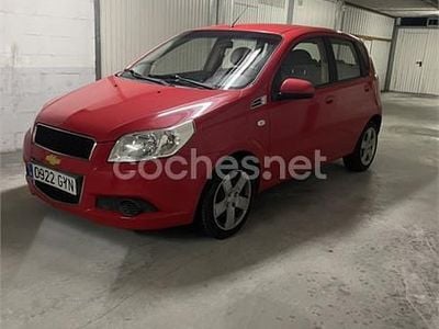 Usado Chevrolet Aveo LS 84 CV (61 kW) 2010 Rojo Berlina