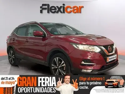 Usado Nissan Qashqai N-Connecta 115 CV (84 kW) 2018 Rojo SUV