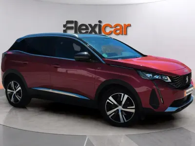 Usado Peugeot 3008 GT 131 CV (96 kW) 2022 Rojo SUV