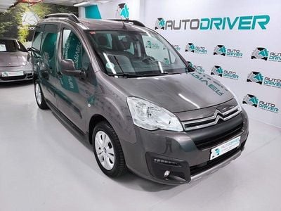 Usado Citroën Berlingo Feel 100 CV (73 kW) 2017 Marrón Monovolumen