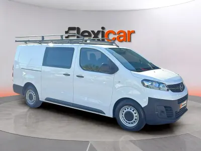 Usado Opel Vivaro-e Combi 145 CV (106 kW) 2022 Blanco Monovolumen