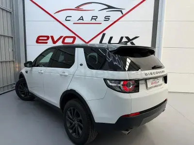 Usado Land Rover Discovery Sport HSE 150 CV (110 kW) 2018 Blanco SUV