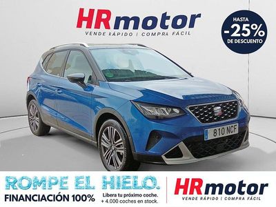 Usado Seat Arona Xperience 115 CV (84 kW) 2025 Azul SUV