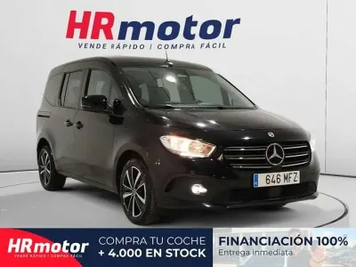 Usado Mercedes 180 116 CV (85 kW) 2023 Negro Berlina