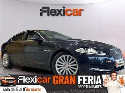 Usado Jaguar XF R-Sport 200 CV (147 kW) 2015 Negro Berlina