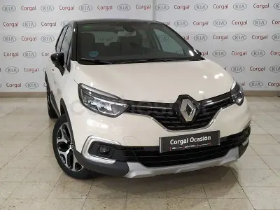Usado Renault Captur Zen 90 CV (66 kW) 2019 Beige SUV