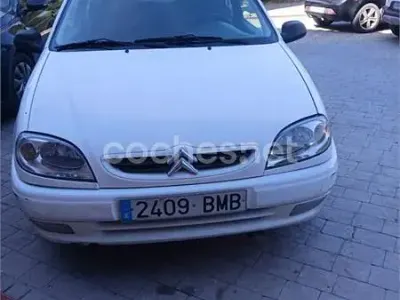 Käytetty Citroën Saxo 58 HP (42 kW) 2001 Valkoinen Viistoperä