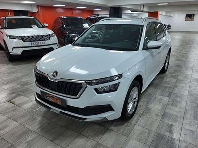 Usado Skoda Kamiq Style 110 CV (80 kW) 2023 Blanco SUV