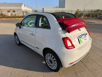 Usado Fiat 500C Dolcevita 71 CV (52 kW) 2022 Blanco Descapotable