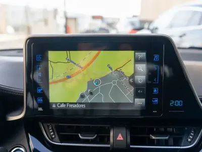 Usado Toyota C-HR Active 122 CV (89 kW) 2019 Azul SUV