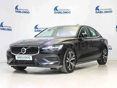 Käytetty Volvo S60 Core 197 HP (144 kW) 2022 Musta Sedan
