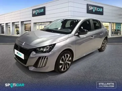 Usado Peugeot 208 Style 101 CV (74 kW) 2025 Gris Utilitario