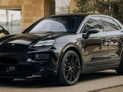 Usado Porsche Macan 300 kW (408 CV) 2025 Negro SUV