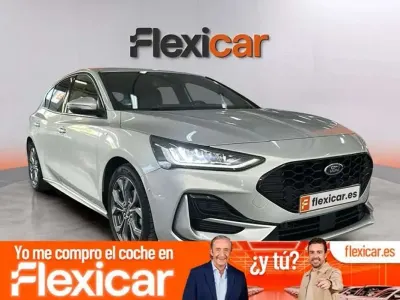 Usado Ford Focus Active 155 CV (114 kW) 2023 Gris Berlina