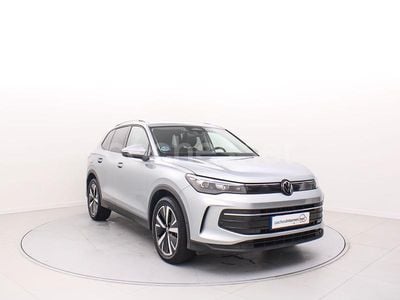 Usado VW Tiguan Life 130 CV (95 kW) 2024 Gris / plata SUV