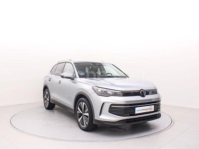 Usado VW Tiguan Life 130 CV (95 kW) 2024 Gris / plata SUV