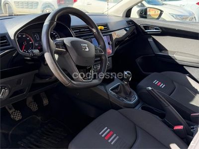 Usado Seat Ibiza FR 115 CV (84 kW) 2018 Gris / plata Utilitario