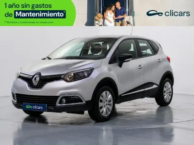 Usado Renault Captur Intens 90 CV (66 kW) 2016 Gris SUV