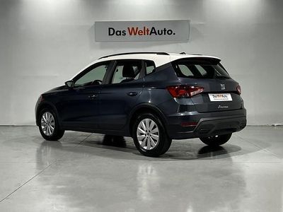 Usado Seat Arona Style 115 CV (84 kW) 2025 Gris SUV