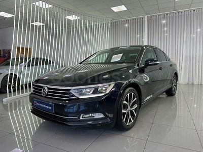 Usado VW Passat Advance 120 CV (88 kW) 2017 Negro Berlina
