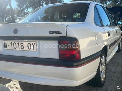 Blanco Usado 1993 Opel Vectra Berlina | 3700 €