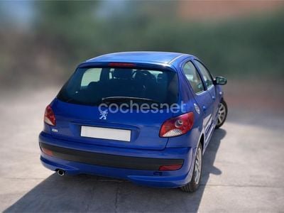 Usado Peugeot 206+ 75 CV (55 kW) 2009 Azul Utilitario