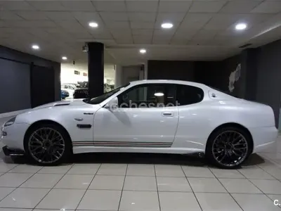 Usado Maserati Coupé 390 CV (286 kW) 2003 Blanco Coupe