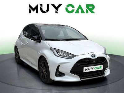 Usado Toyota Yaris Hybrid Style 116 CV (85 kW) 2022 Blanco Utilitario