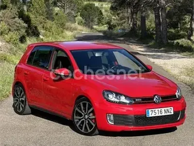 Usado VW Golf VI GTI 210 CV (154 kW) 2011 Rojo Utilitario