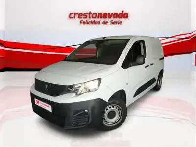 Usado Peugeot Partner Premium 98 CV (72 kW) 2021 Blanco Monovolumen