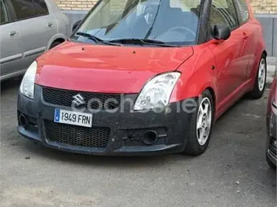 Usado Suzuki Swift GL 92 CV (67 kW) 2007 Rojo Utilitario