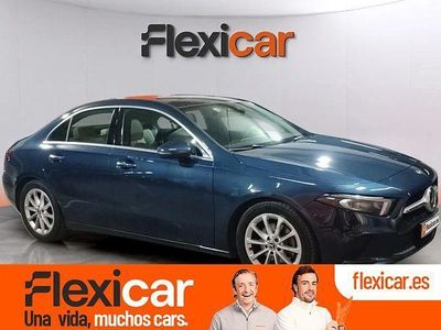 Usado Mercedes A200 163 CV (119 kW) 2019 Azul Berlina