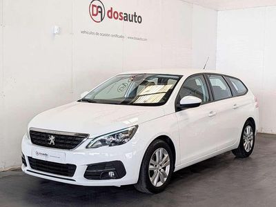 Usado Peugeot 308 SW Active 131 CV (96 kW) 2021 Blanco Familiar