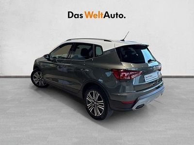 Usado Seat Arona Xperience 115 CV (84 kW) 2025 Gris SUV