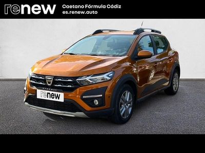 Usado Dacia Sandero Comfort 100 CV (73 kW) 2021 Naranja Berlina
