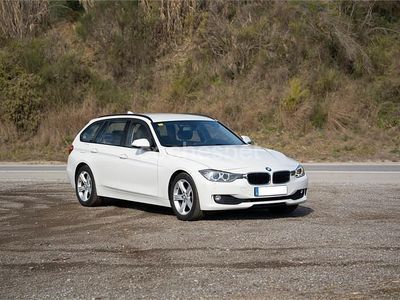 Usado BMW 318 143 CV (105 kW) 2013 Blanco Familiar