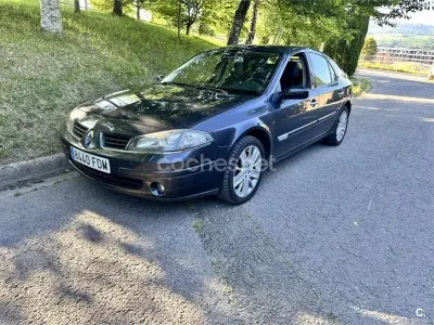 Usado Renault Laguna II Privilege 130 CV (95 kW) 2006 Negro Berlina