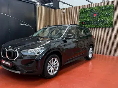 Usado BMW X1 Comfort Edition 116 CV (85 kW) 2021 Negro SUV