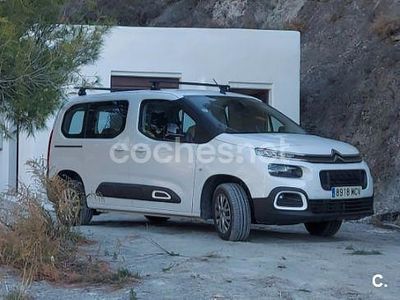 Usado Citroën Berlingo Feel 110 CV (80 kW) 2022 Blanco Monovolumen