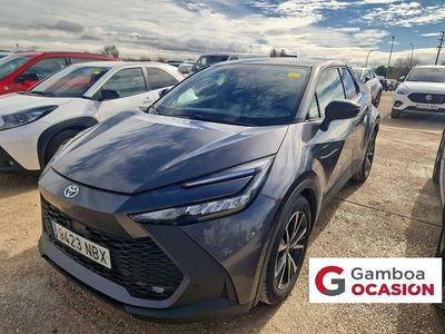 Usado Toyota C-HR Advance 140 CV (102 kW) 2025 Gris SUV
