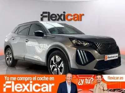 Usado Peugeot 2008 Allure 130 CV (95 kW) 2024 Gris SUV