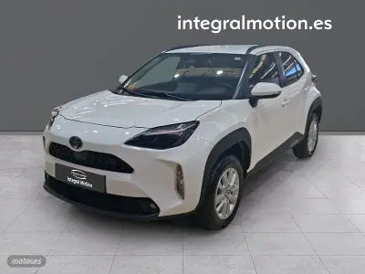 Usado Toyota Yaris Cross Business Edition 115 CV (84 kW) 2025 Blanco SUV