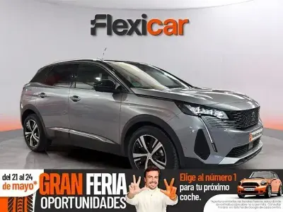Usado Peugeot 3008 GT 130 CV (95 kW) 2022 Gris / plata SUV