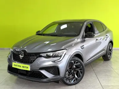 Usado Renault Arkana Esprit Alpine 145 CV (106 kW) 2025 Gris SUV